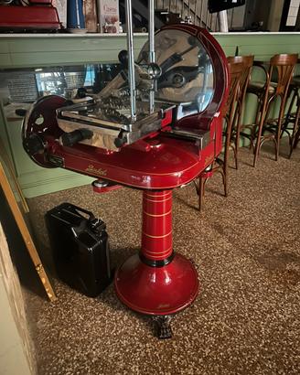 Affettatrice a volano berkel