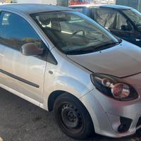 Renault Twingo 1.2 8V Dynamique - neopatentati