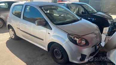 Renault Twingo 1.2 8V Dynamique - neopatentati