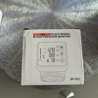 Misuratore di pressione da polso elettronicoBP-502