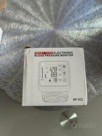 Misuratore di pressione da polso elettronicoBP-502