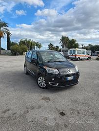 Automobili 