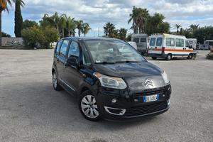 Automobili 