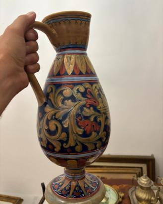 Caraffa decorata a mano