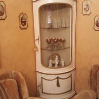 mobili antichi e lampadari di murano