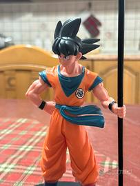 Goku figure