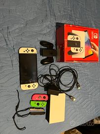 Nintendo Switch OLED completa+custodia+2 controlle