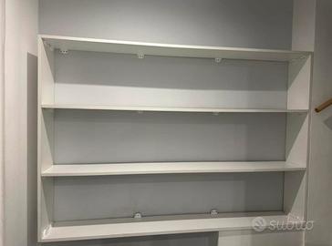 scrivania + scaffale + vetrina con cassetti