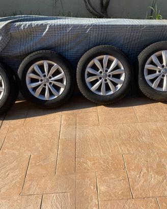 Gomme Kleber invernali con cerchi in lega 