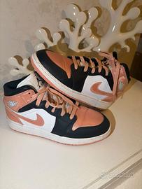 Nike jordan 38 pari a nuovo