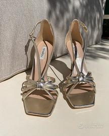 Sandali con tacco d’orate