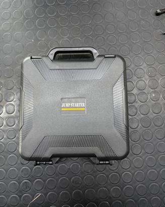 STARTER AVVIATORE DI EMERGENZA PER BATTERIE