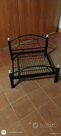 Letto in ferro per cane e trasportino 