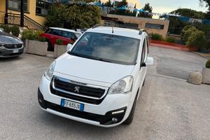 "5 POSTI" Peugeot Partner Tepee BlueHdi