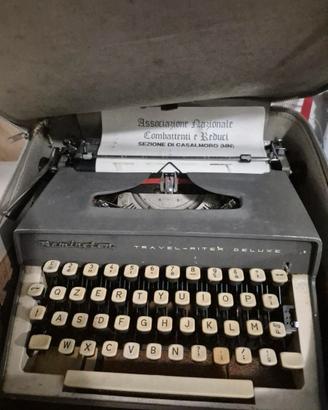 macchina da scrivere remigton anni 50