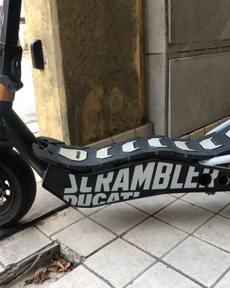 Monopattino Ducati Scrambler Cross-E Sport