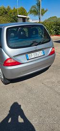 LANCIA Y ANNO 2001 