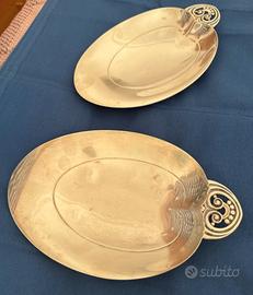 Set di due piatti di Tiffany in argento