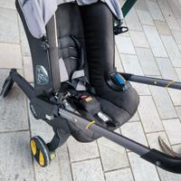 passeggino e seggiolino auto  Doona 