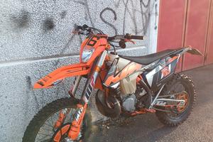 KIT PLASTICHE GRAFICATE KTM