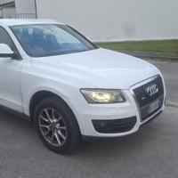 Audi Q5 2.0 tdi super super prezzo
