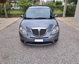 Lancia Ypsilon 1.2 Argento