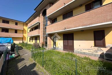 3 LOCALI A CRESPIATICA