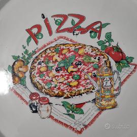 4 piatti da pizza - pari al nuovo - cm 32 - Arredamento e Casalinghi In  vendita a Milano