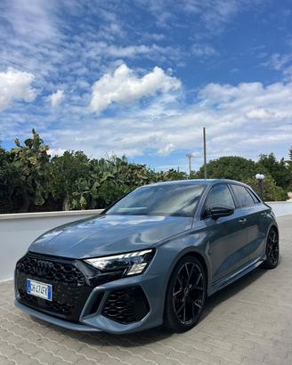 Audi A3 RS 3 SPB TFSI quattro S tronic