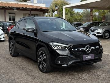 MERCEDES-BENZ GLA 200 d Automatic Sport Plus