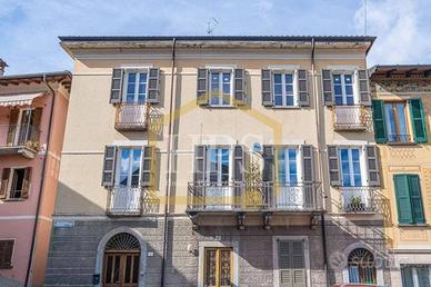 Appartamento di 90 m² con 2 locali a Carlazzo