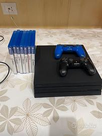 play station 4 con giochi FIFA e due joystick