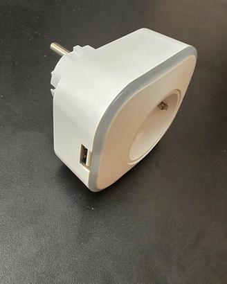 Presa USB Smart Wifi con LED e USB