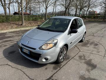 Renault clio 2011 1.5cdi