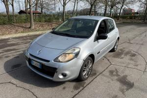 Renault clio 2011 1.5cdi
