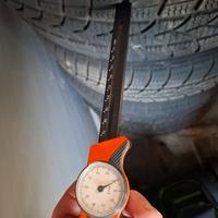 gomme invernali + cerchi 205/60 R16 Captur