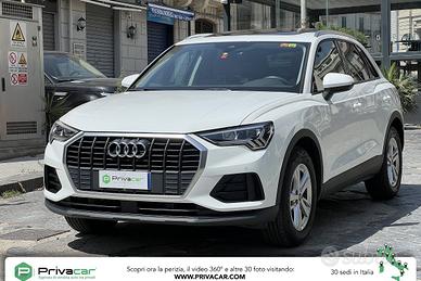 AUDI Q3 35 TFSI Business Advanced