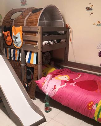 letto castello con scivola 