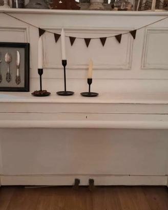 Pianoforte verticale provenzale