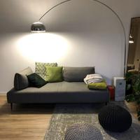 Divano con schienale mobile design