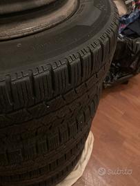 Treno gomme Volksvagen T4 invernali