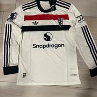 Divisa  MANCHESTER UNITED Third 24/25 B.Fernandes