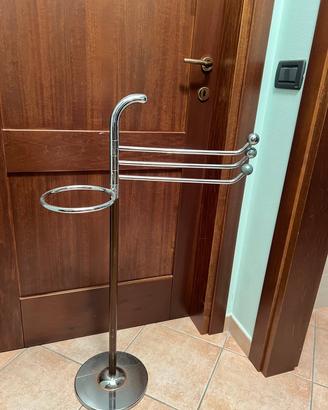Piantana da bagno portasciugamani e portaoggetti
