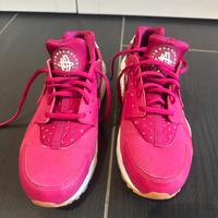 Nike Air Huarace fucsia