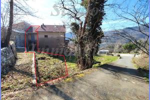 Val Graveglia/Ne Iingr. indip. giardino carrabile