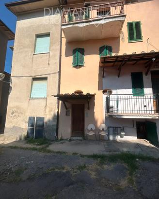 Appartamento mansardato con tre camere
