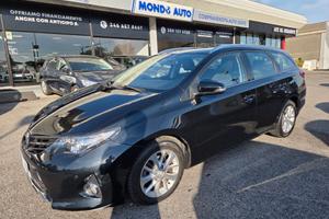 Toyota Auris 1.4 D-4D Lounge TOURING SPORT