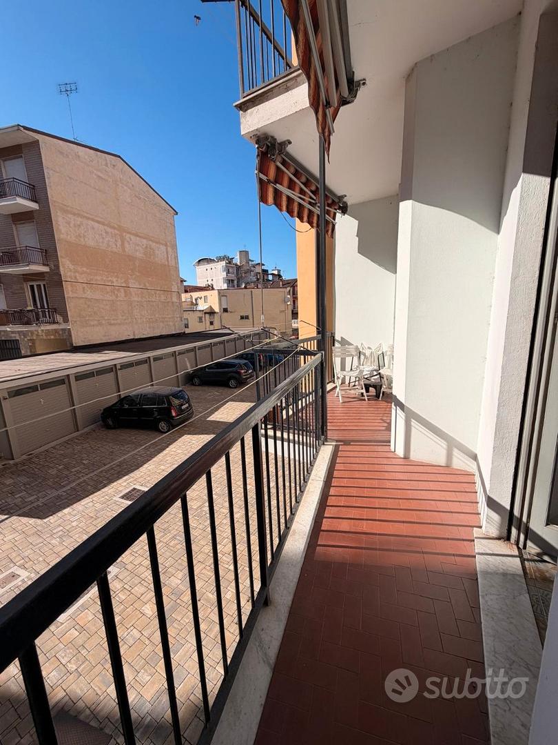 Appartamento di ampia metratura - Vista 5
