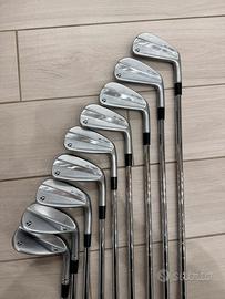 Set attrezzatura golf