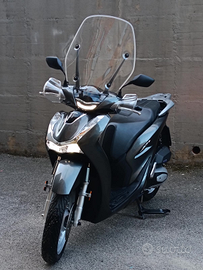 Honda SH 125i - Anno 2021 - 8.500 km - Come Nuovo